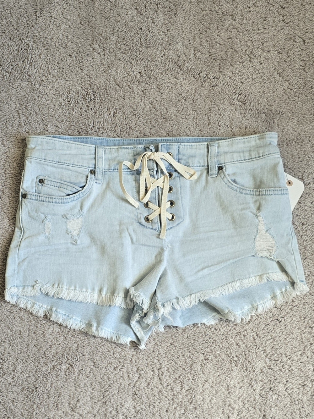 Billabong Lite Hearted Lace Up Boho Festival Denim Shorts | NWT | Size 25